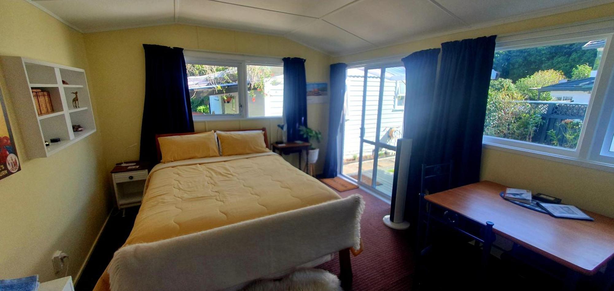 Waikanae Studio B&B エクステリア 写真